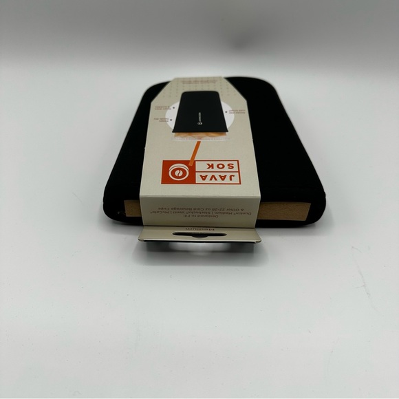 Black Insulating Beverage Sleeve - Picture 5 of 6